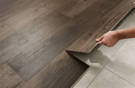 LVT